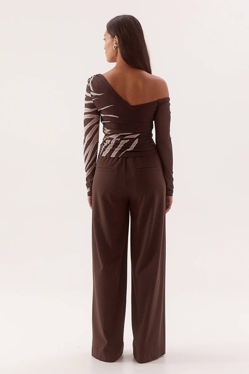 IVELLE LONGSLEEVE TOP - ESPRESSO - Image 4