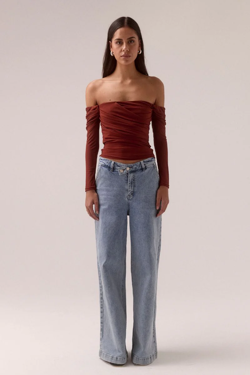 MYRIAD OFF SHOULDER TOP - CINNAMON